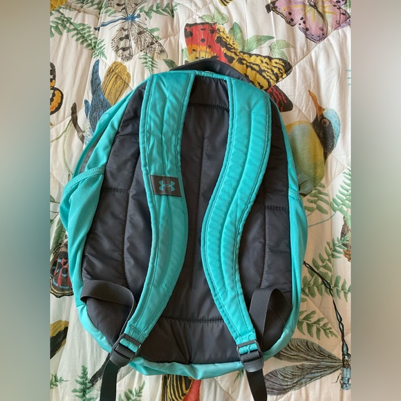 Under armor backpack - Picture 2 of 8